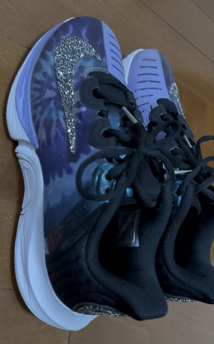 NIKE ナイキ テニスシューズ レディース 大坂なおみモデル US8サイズ 24.5-25.0cm 辺りに相当 ほぼ未使用