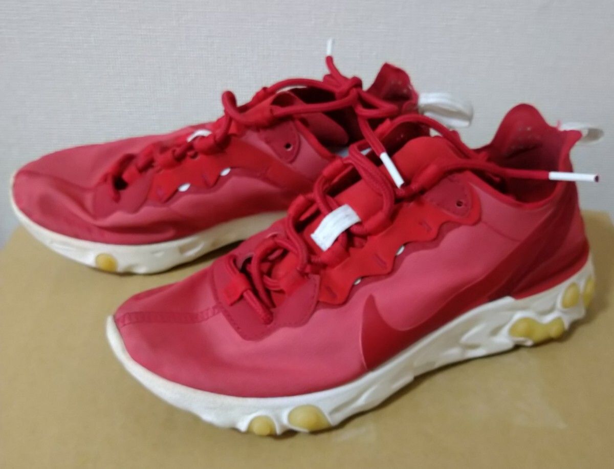 美品 NIKE ナイキ 赤 スニーカー