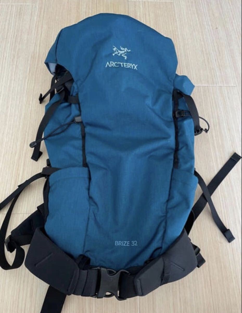 ARC'TERYX x BEAMS Mantis 26L Backpack 