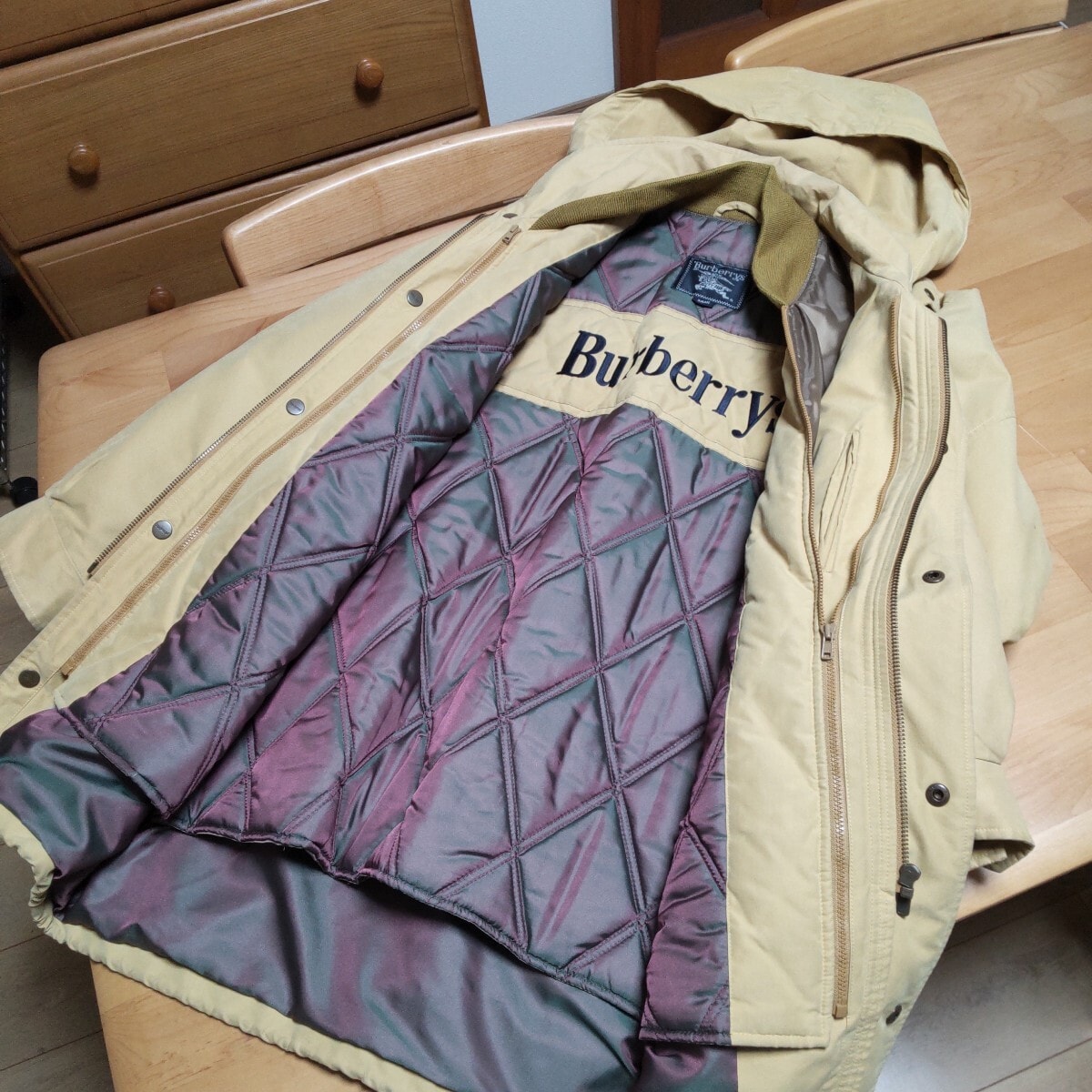 バーバリー　コート　メンズ・サイズsmall★からし色・黄色★ダブル生地の温かいコート