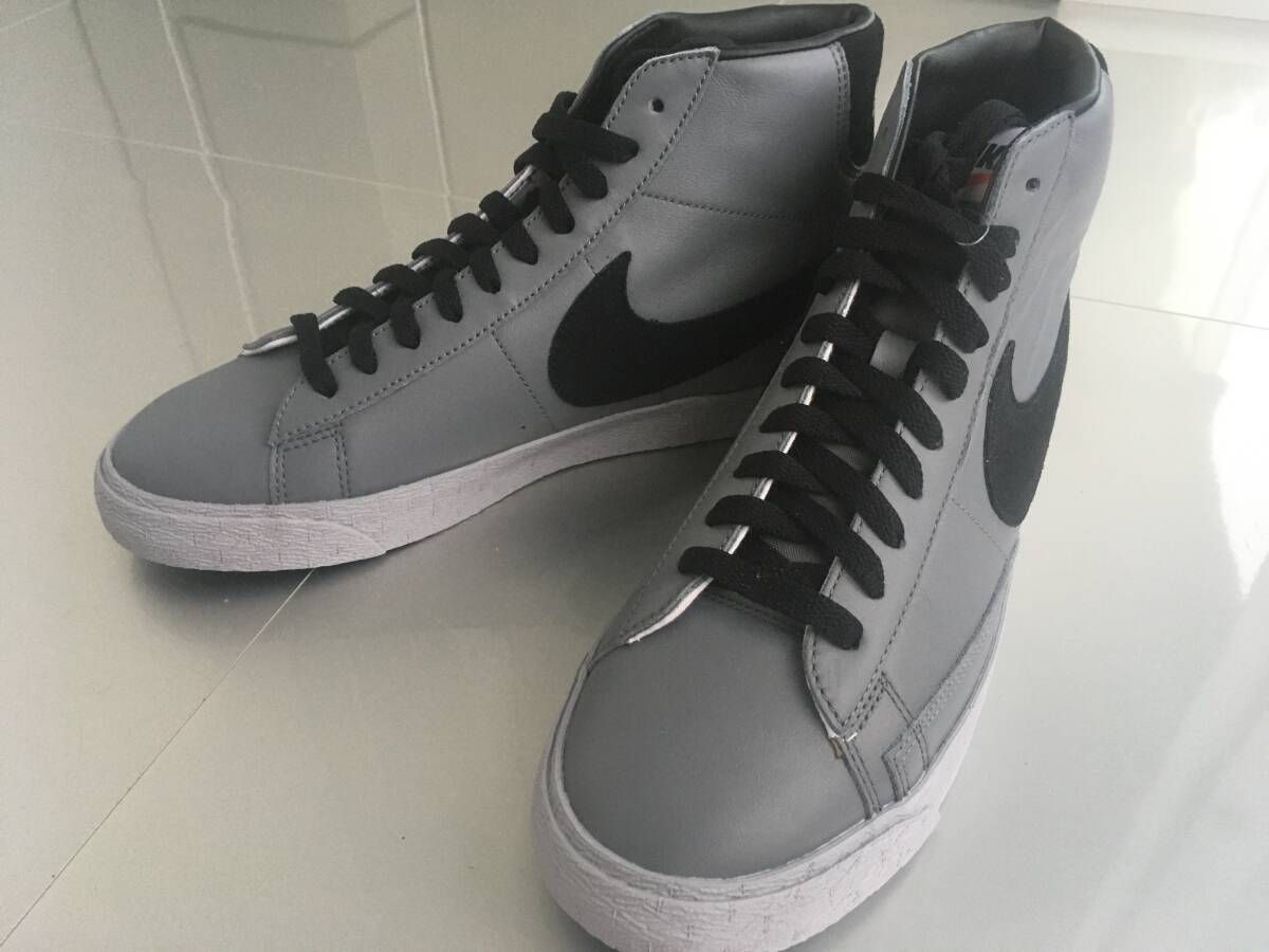 新品 ナイキ NIKE ブレザー BLAZER MID グレー　ブラック 黒　　26.5cm スニーカー　・