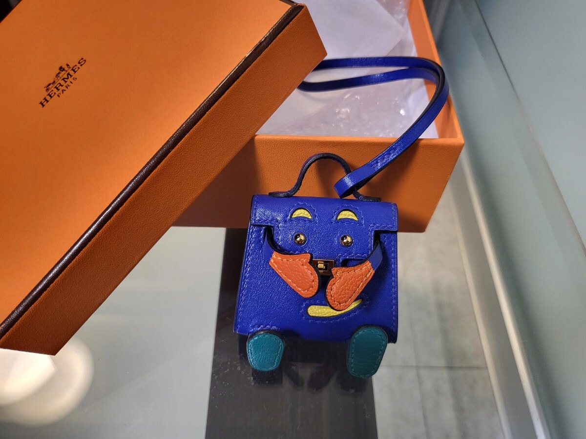 【未使用品】エルメス ケリードール チャーム ブルーエレクトリック タデラクト