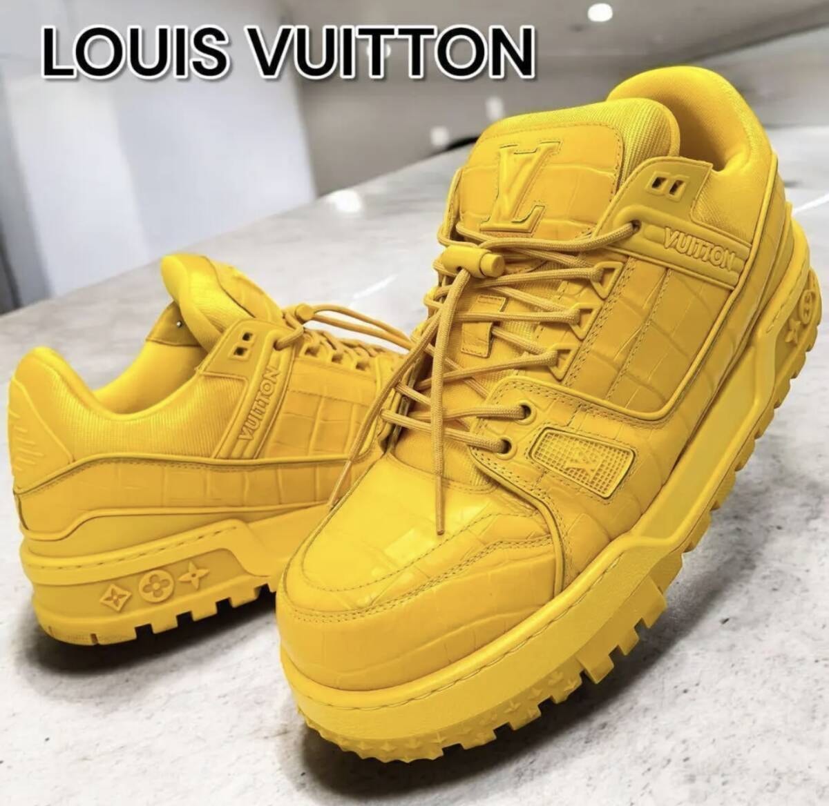 LOUISVUITTON現行激レアトレーラー極美品　激レア正規品！28.5センチ！イエロー！