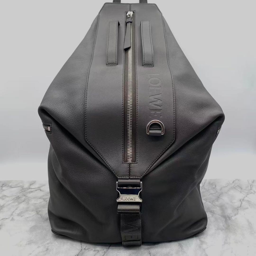 未使用級　LOEWE　ロエベ　コンバーチブル　リュックサック　バックパック　クラシックレザー