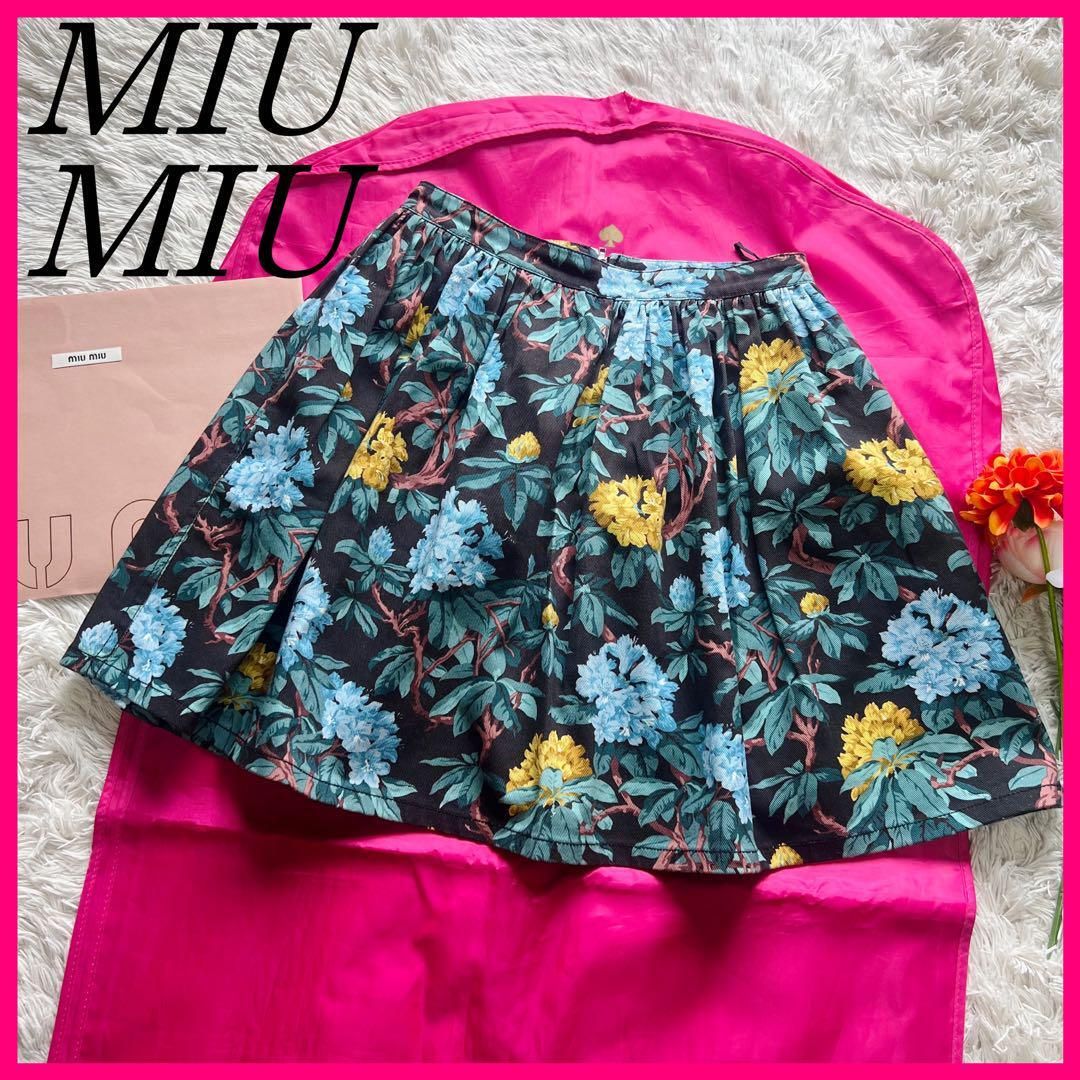 【良品】MIU MIU 膝丈スカート フレア ブラック 花柄 40 L デニム ミュウミュウ