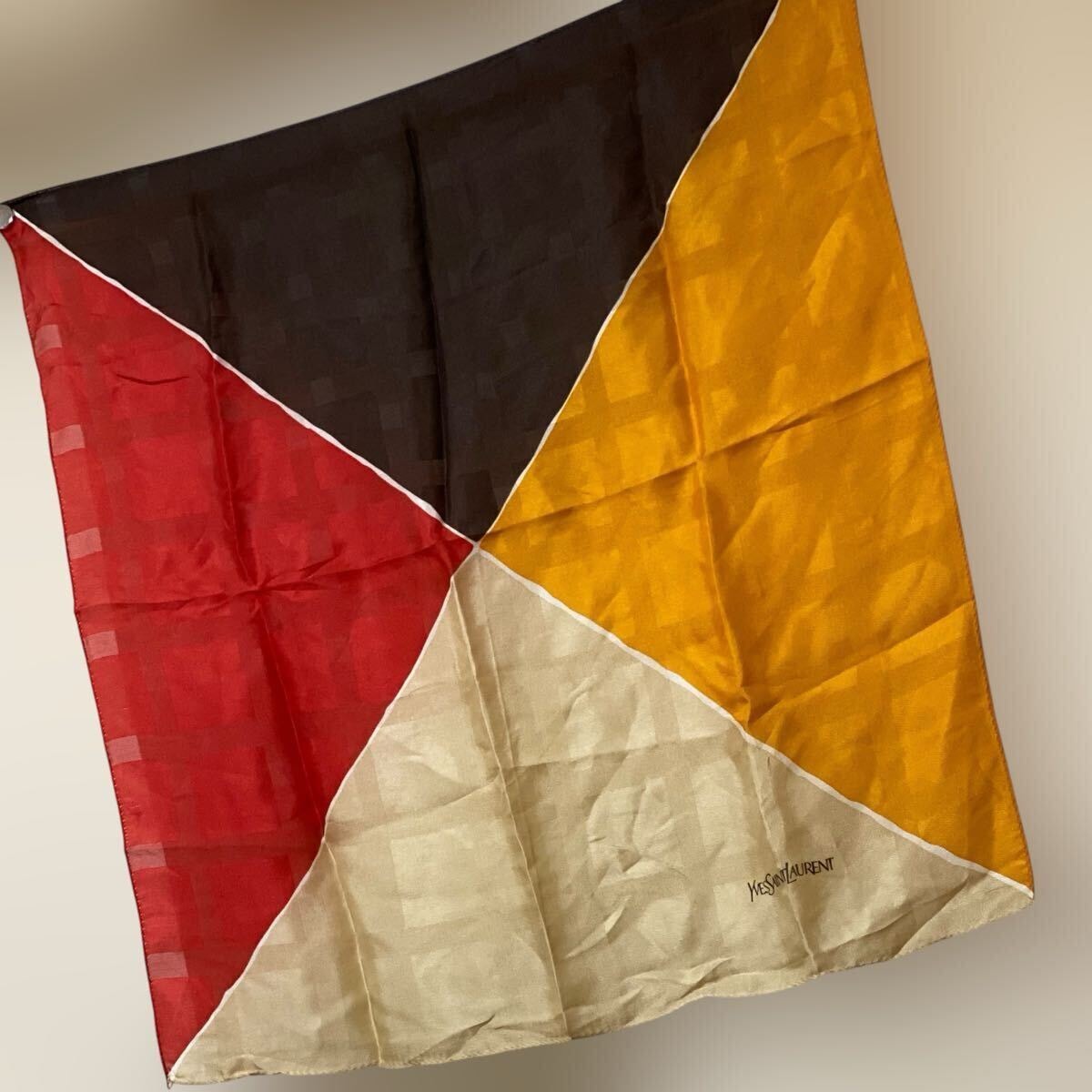 Yves Saint Laurent シルクスカーフ サンローラン VINTAGE