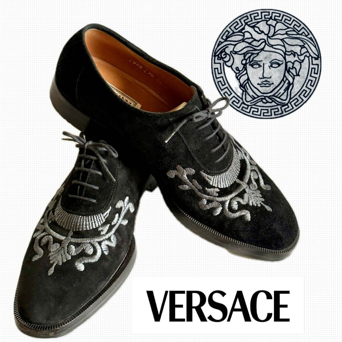 【美品】GIANNI VERSACE 黒 刺繍入 スエード 7.5サイズ　BLACK レザー ドレスシューズ
