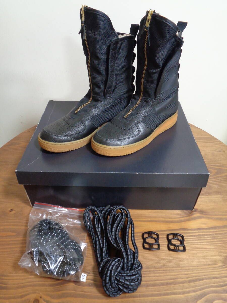 ナイキ SF エアフォース1 ハイ "ブラック/ガム"