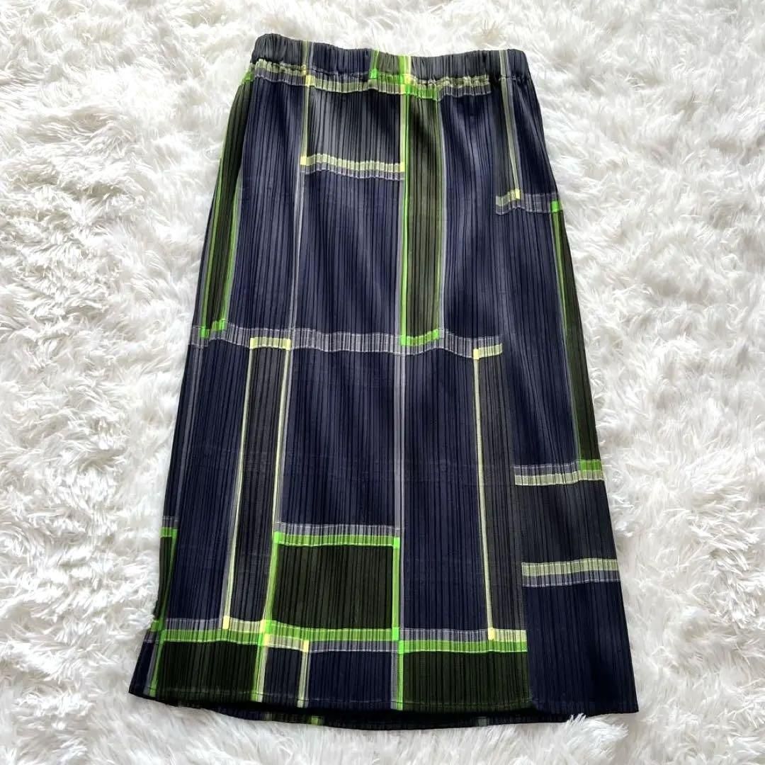 美品　PLEATS PLEASE ISSEY MIYAKE プリーツプリーゼ イッセイミヤケ プリーツスカート 総柄 チェック柄