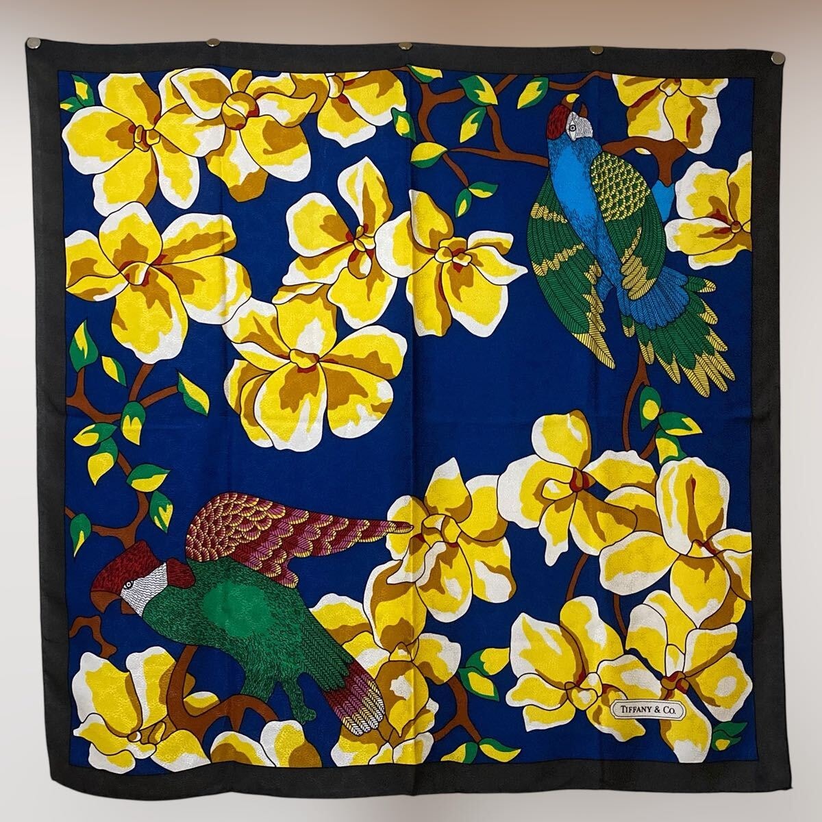 やや傷や汚れあり】TIFFANY&Co. 大判シルクスカーフ 花柄 鳥