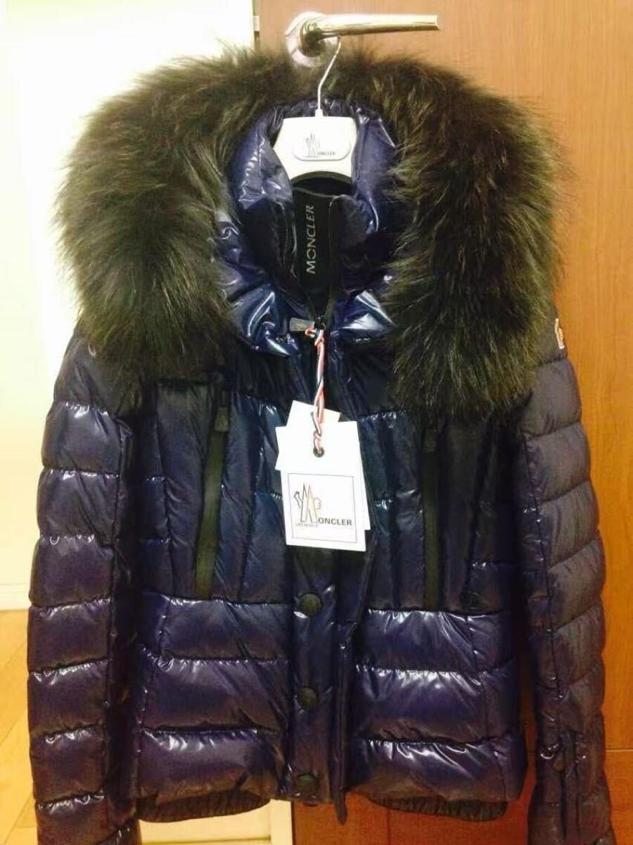 MONCLER モンクレール ダウンジャケットフード付　 サイズ1(Mサイズ)