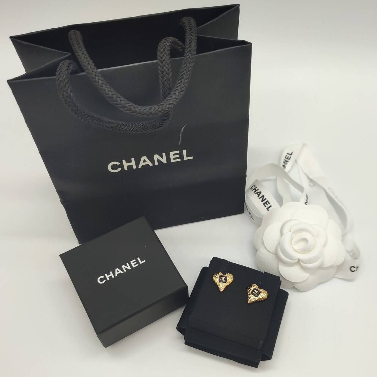 【未使用級】CHANEL　シャネル　ハートピアス　ココマーク　B24