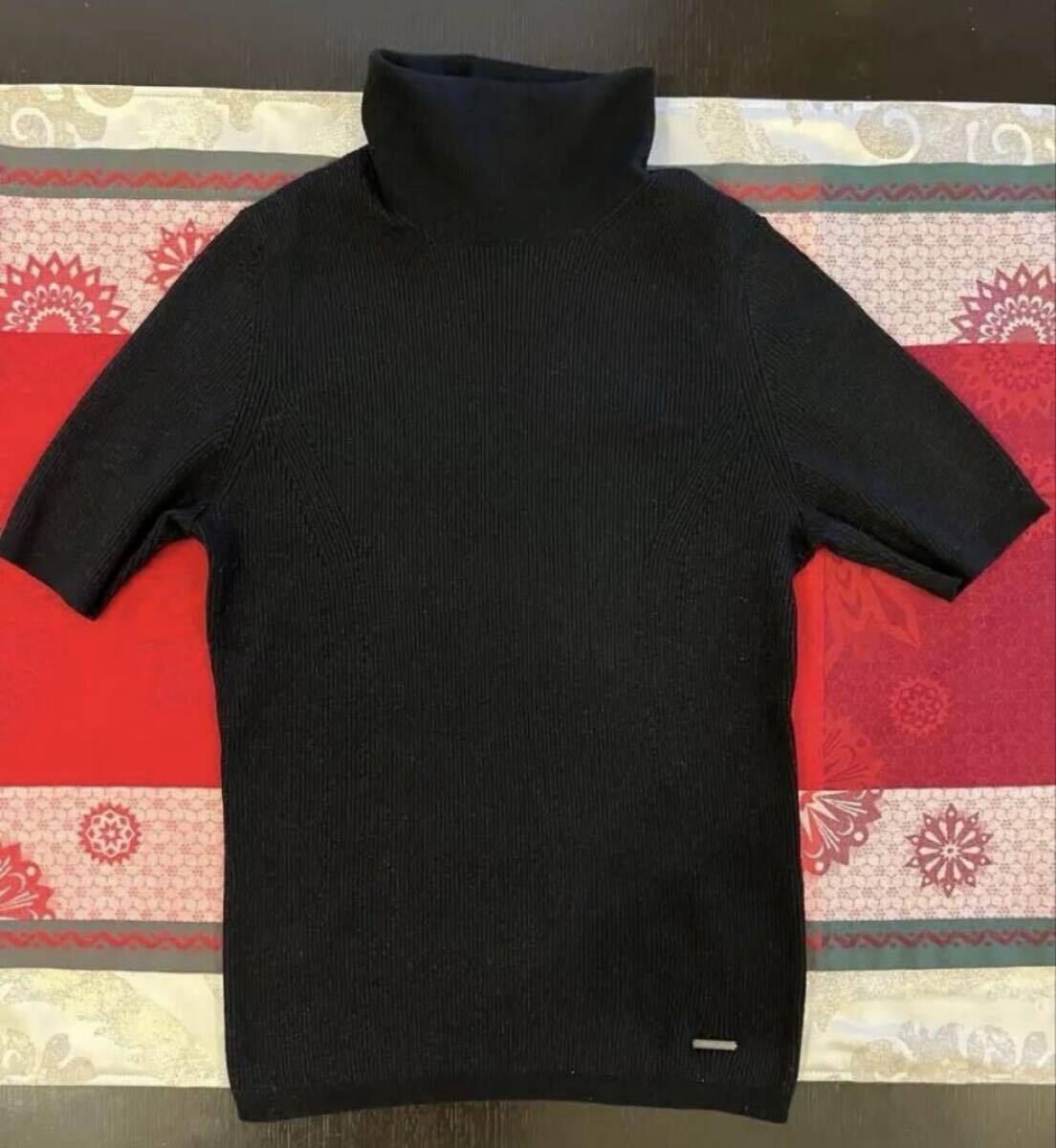 未使用品　Burberry バーバリー　半袖ニット　ブラック　Sサイズ Tシャツ