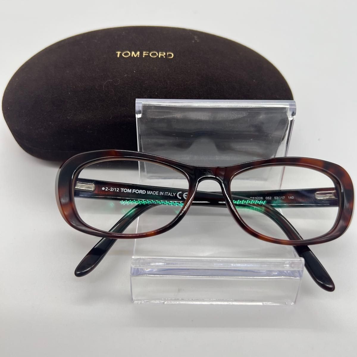 TOM FORD トムフォード TF5228 メガネ ブラック プラスチック