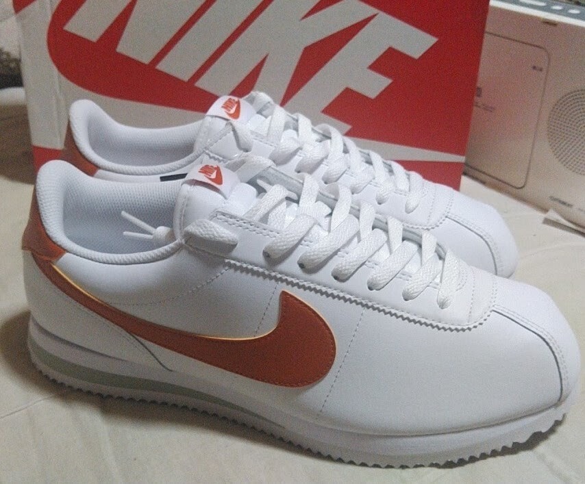 新品箱入 ナイキ コルテッツ NIKE CORTEZ レザー 白 29㎝ 正規品