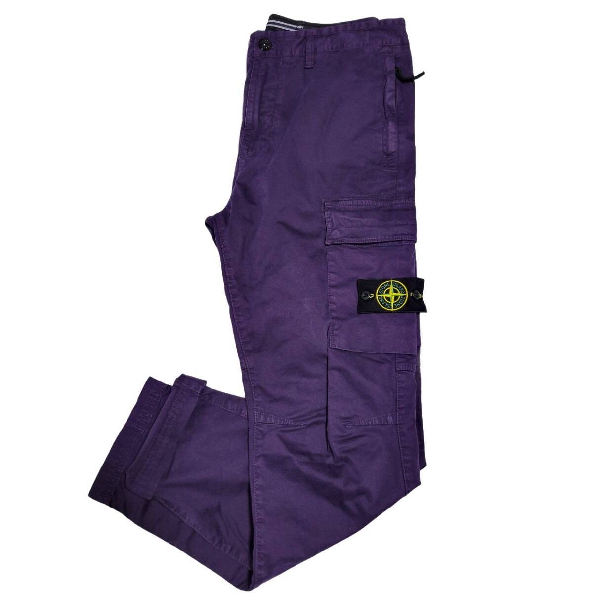 8,4万 新品 本物【ストーンアイランドSTONE ISLAND ロゴワッペン】ストレッチコットンツイル カーゴパンツ 32 M～L 都会的で上品に穿ける 