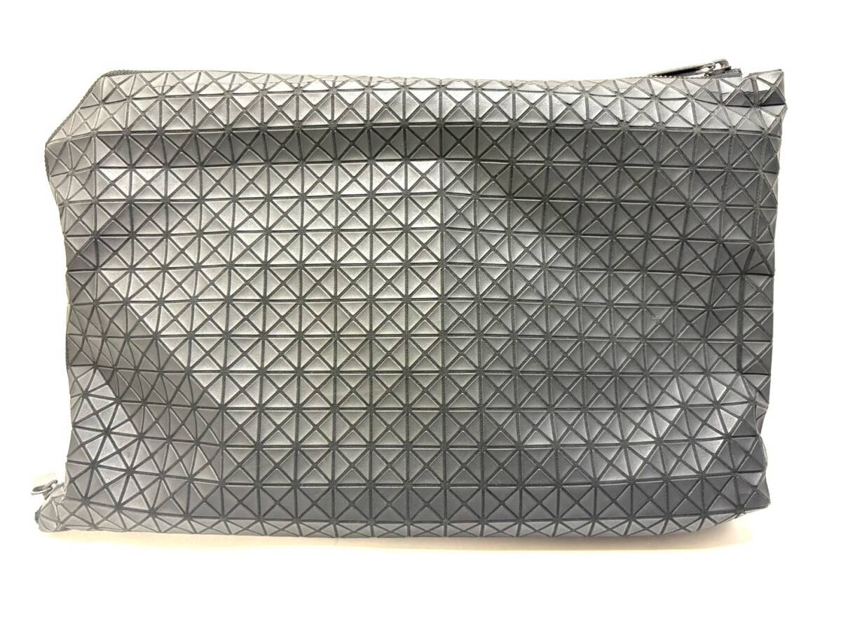 BAO BAO ISSEY MIYAKE バオバオ イッセイミヤケ ポーチ クラッチバッグ 黒 B品 メッキ剥がれ有 幾何学 小物入れ t152