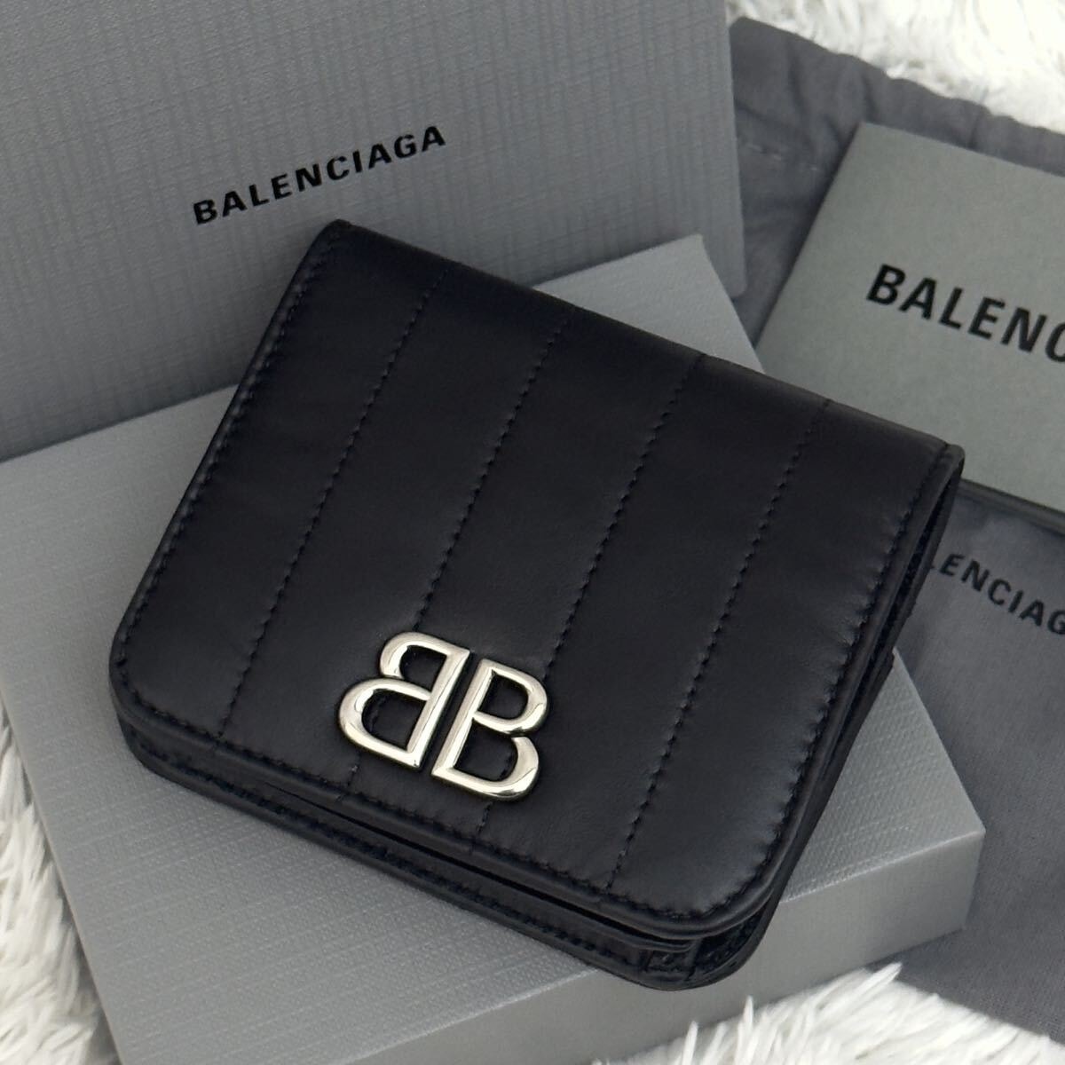 ☆極美品☆BALENCIAGA バレンシアガ モナコ フラップ 財布 ブラック 二つ折り財布 コンパクトウォレット 本革 黒