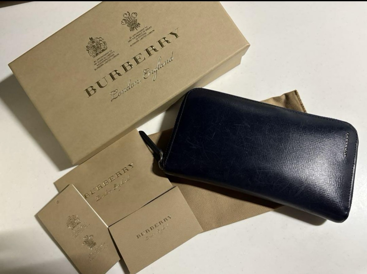 バーバリー 長財布 ロゴ 本革 シンプル ノバチェック ブラック 極美品
