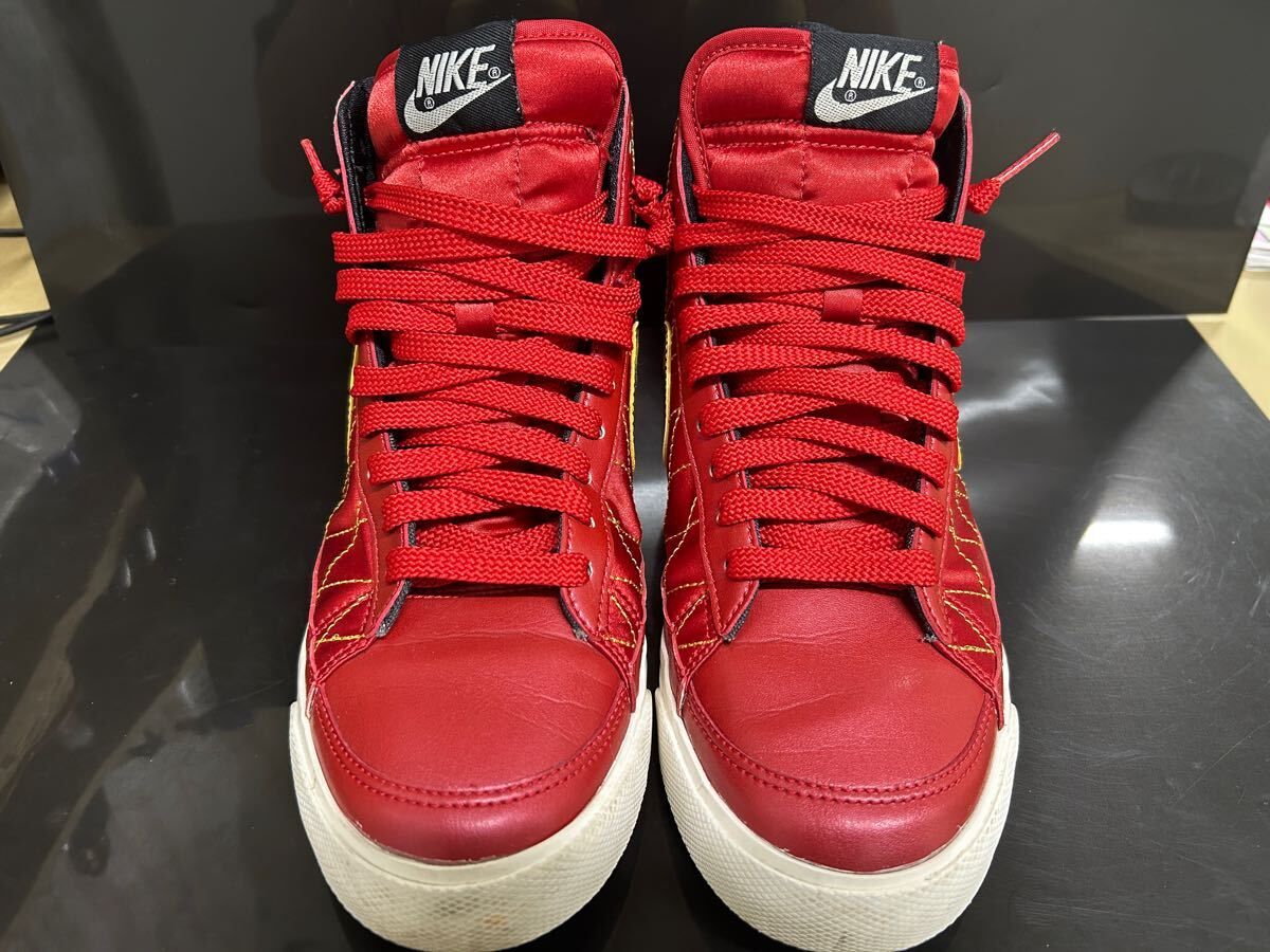 美品【NIKE】ナイキ　スニーカー　ブレザー
