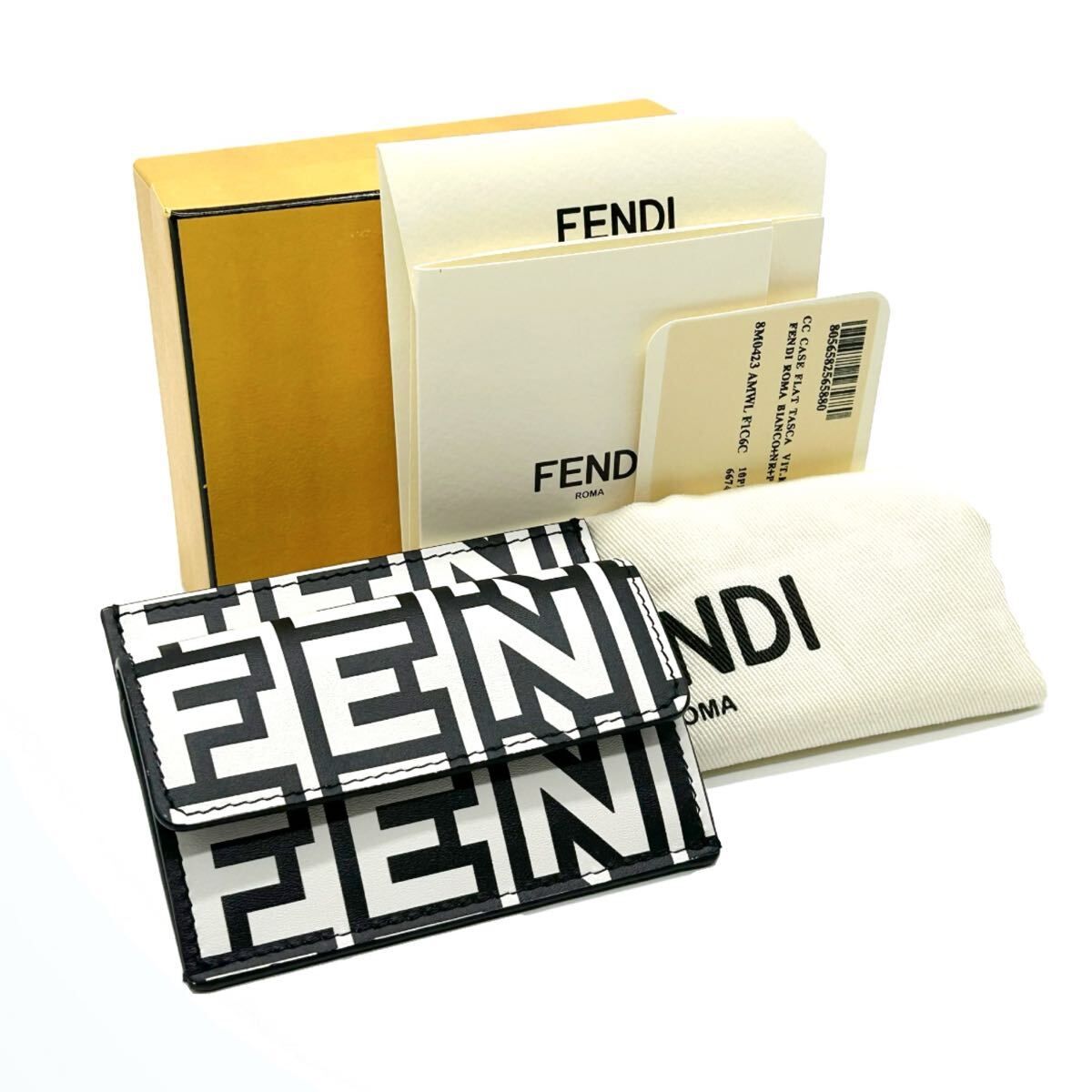 FENDI フェンディ マークジェイコブス　美品　カードケース　コインケース　コンパクト　ウォレット　財布　ミニ 8M0423 ホワイト ブラック