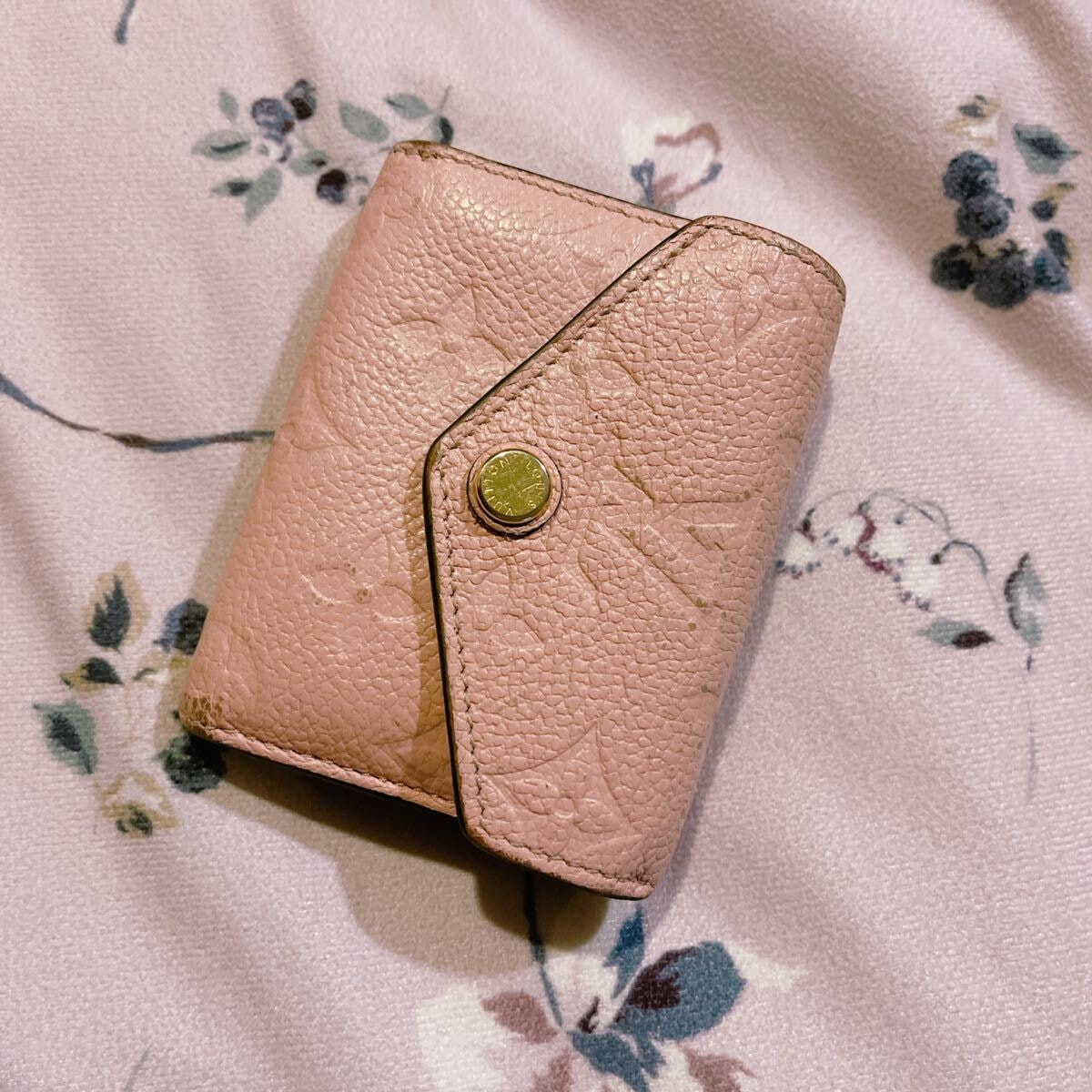 ルイヴィトン ポルトフォイユ・カプシーヌ コンパクト トリヨン レザー