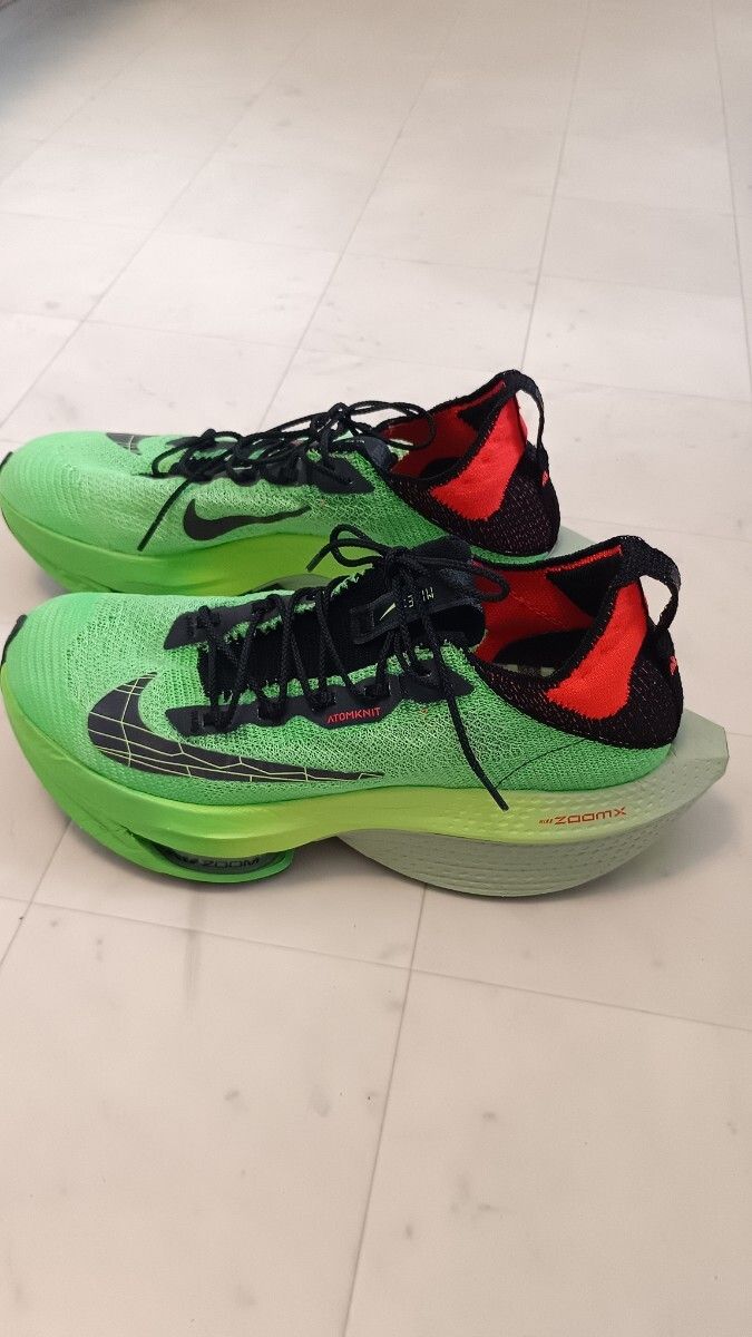 エア ズーム アルファフライ ネクスト% フライニット 2 ナイキ AIR ZOOM ALPHAFLY NEXT%2 エア ズーム アルファフライ