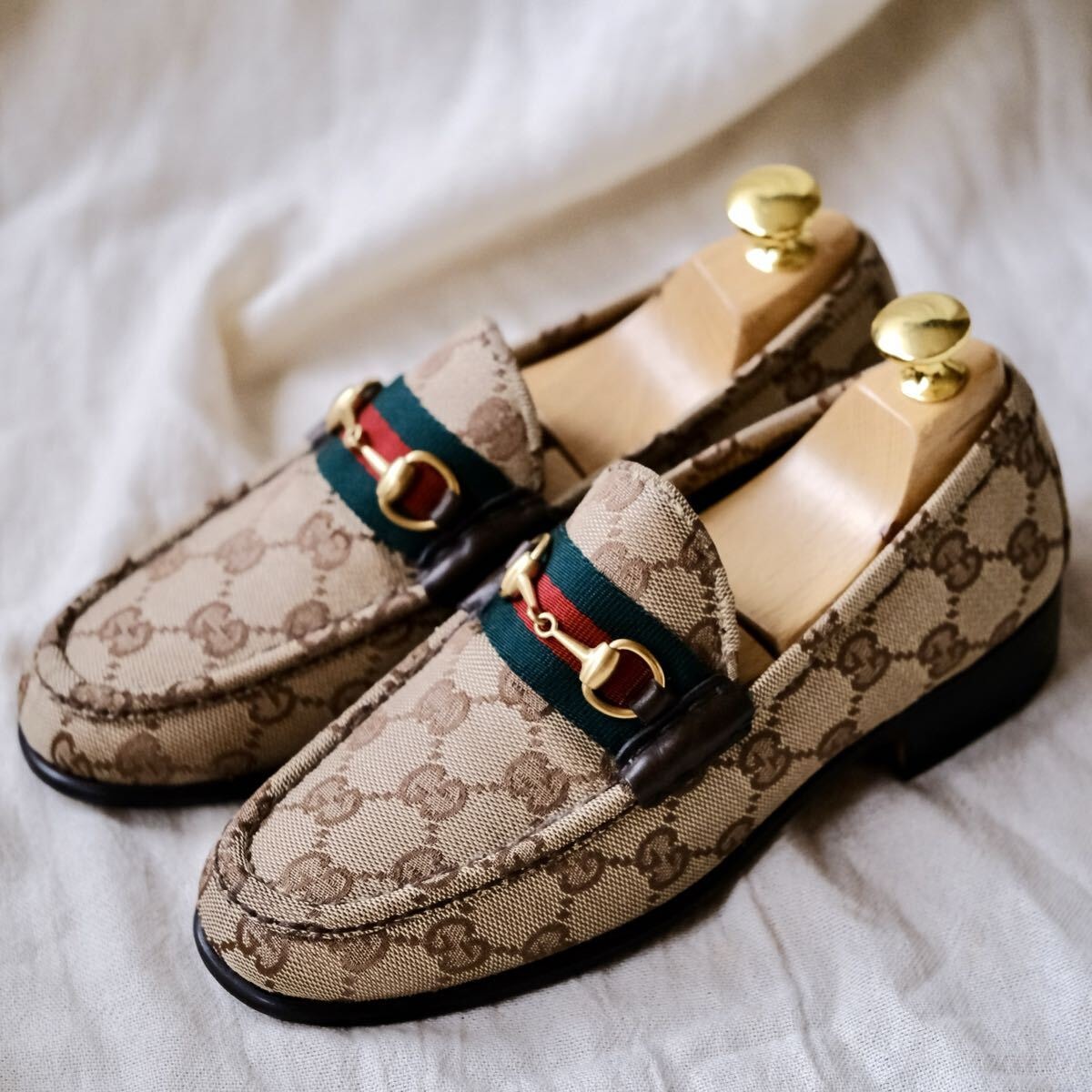 A (未使用に近い)】極美品GUCCIグッチホースGGキャンバスシェリー