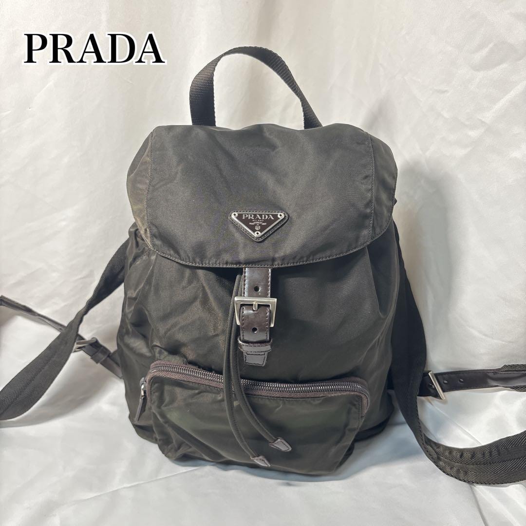 ■極美品 PRADA プラダ リュックサック ナイロン 三角プレート カーキ系