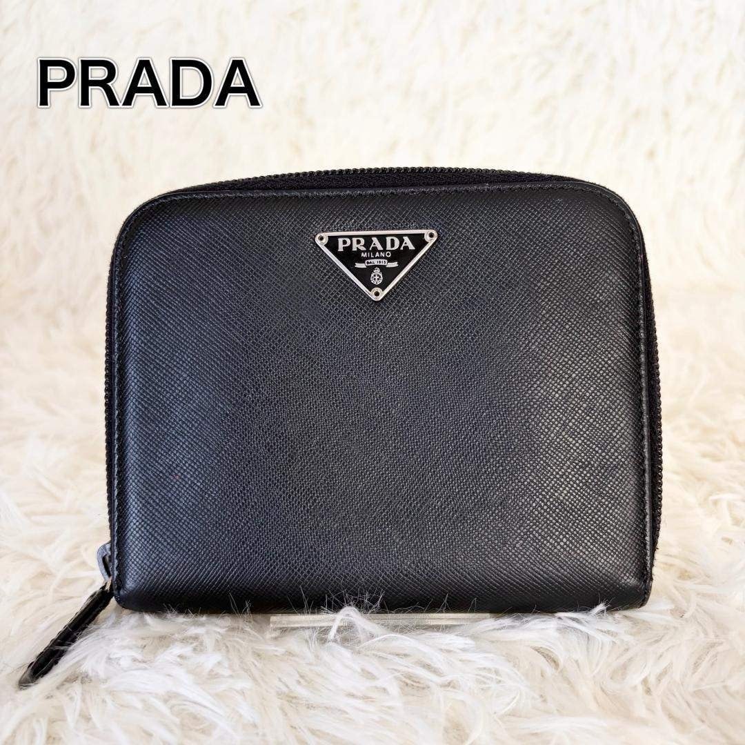 PRADA 三つ折り　ナイロン財布　三角ロゴ　黒　軽量　プラダ　財布 B (目立った傷や汚れなし)】PRADA プラダ 三角ロゴ 金具 ナイロン 小物