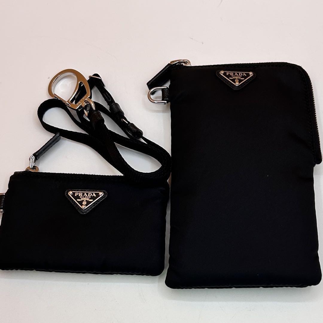 目立った傷や汚れなし】【極美品】プラダ PRADA スマートフォン