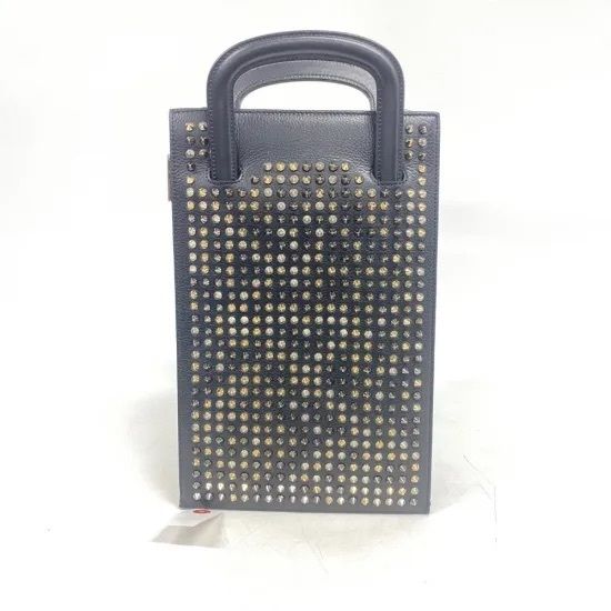 【美品】ルブタン トリックトラック スタッズ レザークラッチバッグ 正規品