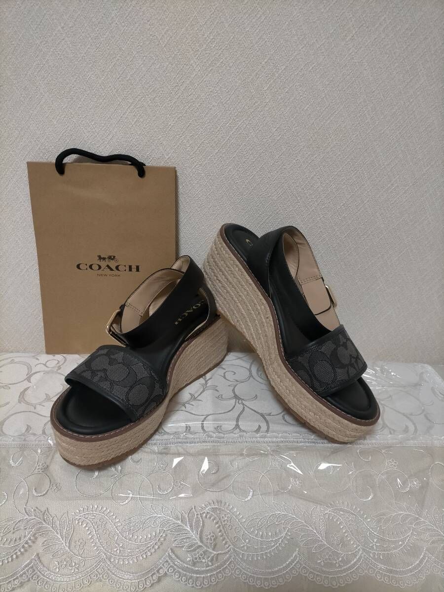 未使用に近い】定価47300円☆コーチCOACH ブラックシグネチャー