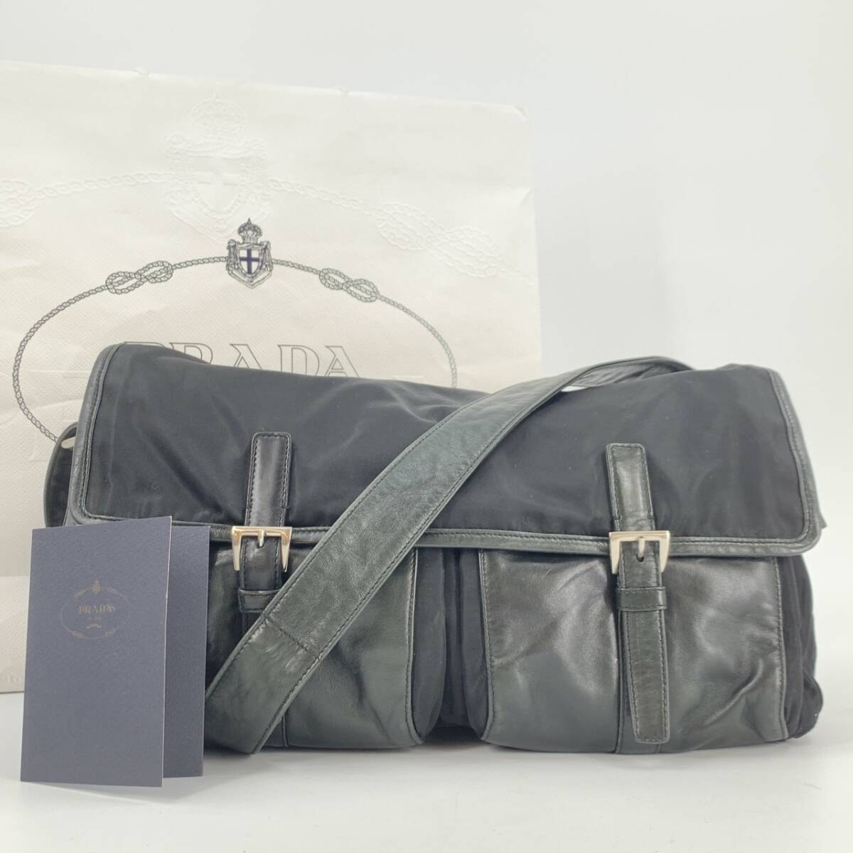 PRADA プラダ ショルダーバッグ ワンショルダー メッセンジャー ホーボー クロスボディ 斜めがけ パテントレザー エナメル トライアングル 三角ロゴプレート カーキ ブラウン 茶色 B (目立った傷や汚れなし)】PRADA プラダ ショルダーバッグ ワン