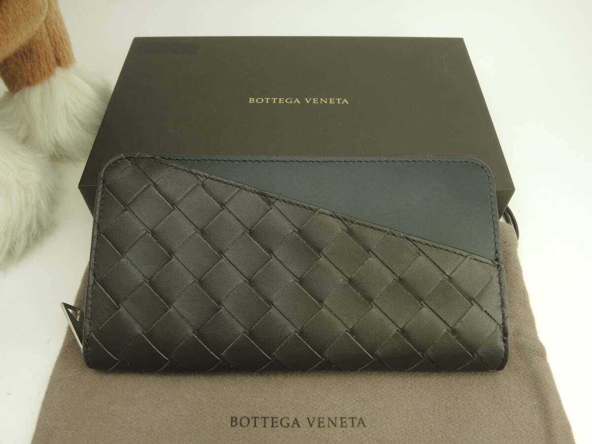 未使用に近い】ボッテガヴェネタ ロングウォレット 中イントレチャート