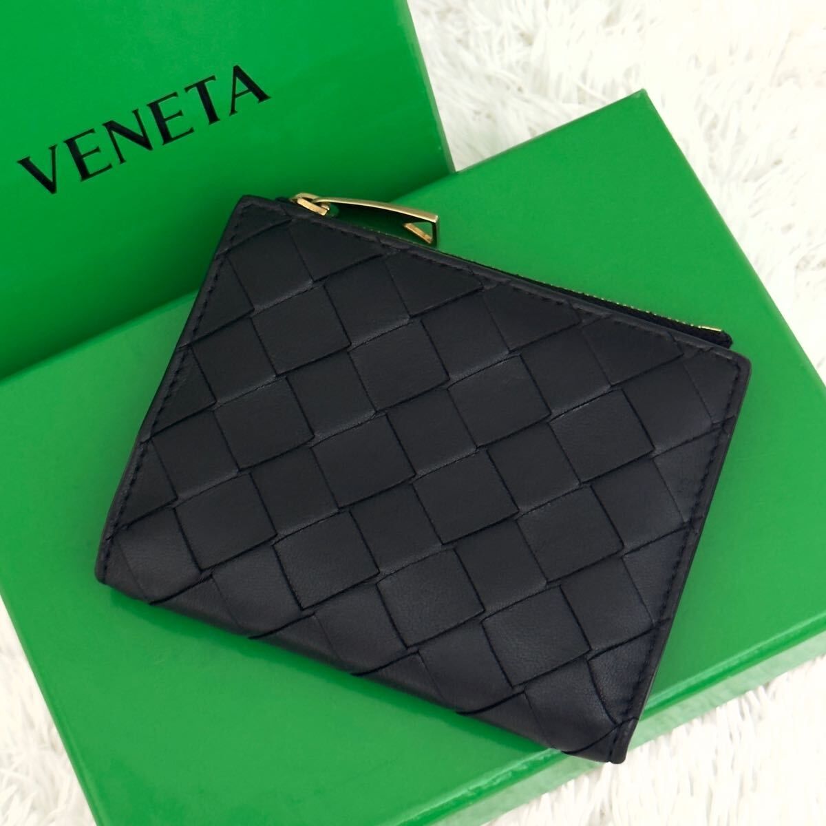☆美品☆BOTTEGAVENETA ボッテガヴェネタ 財布 RFID イントレチャート ICチップ 現行 レザー 二つ折り 