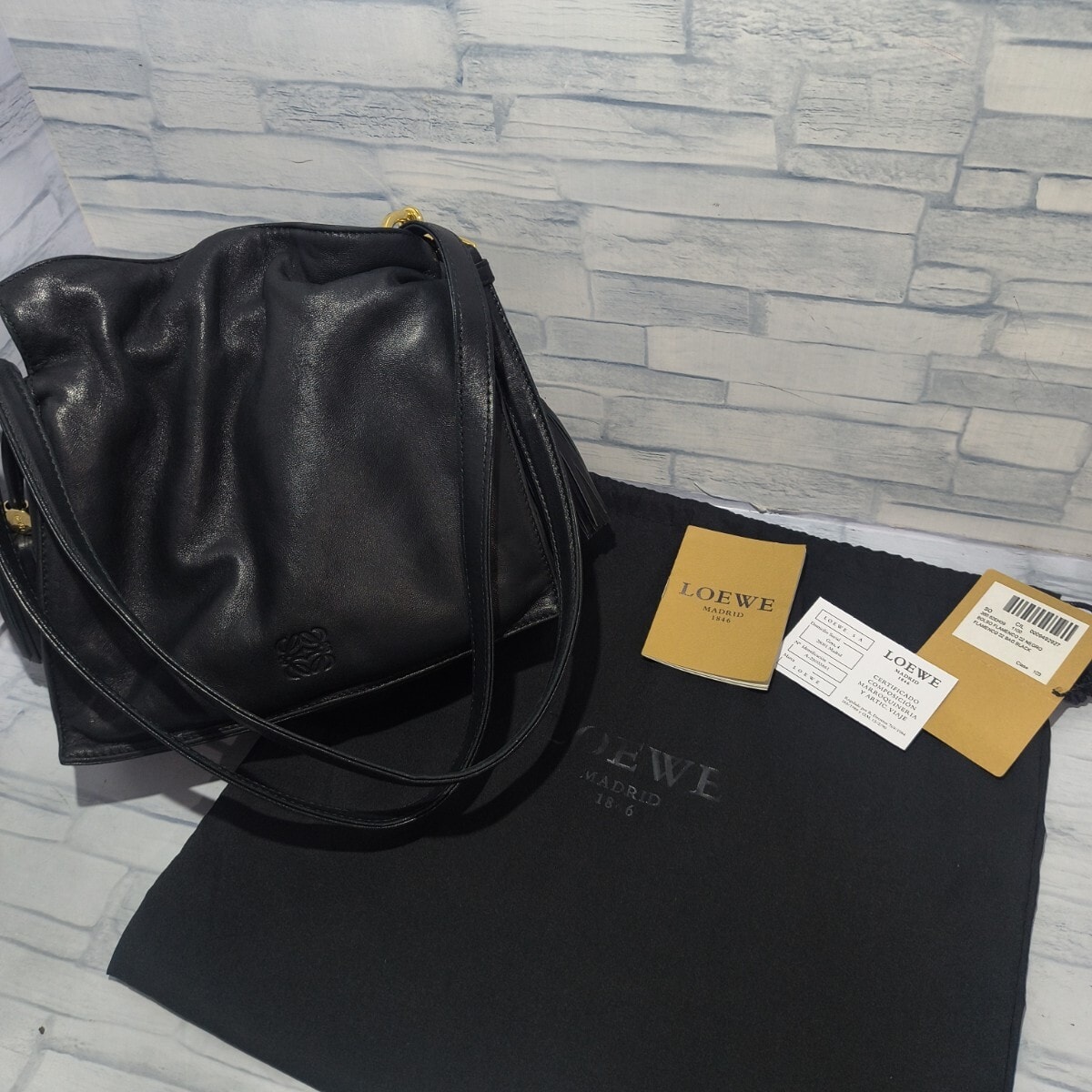 LOEWE ロエベ フラメンコ ブラック ショルダーバック タッセル 極美品 ナッパレザー ブラック 黒