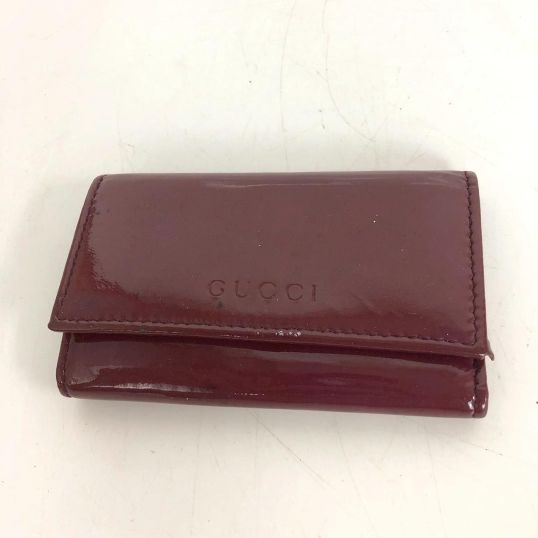 グッチ ジオメトリック スタッズ付き チョーカーネックレス 