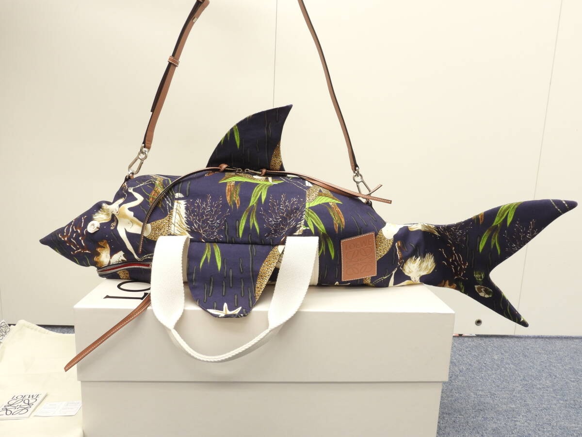 ロエベ シャークバッグ パウラズイビザ コットン革青 ショルダーストラップ付ショルダーバッグ 限定 未使用@ 1