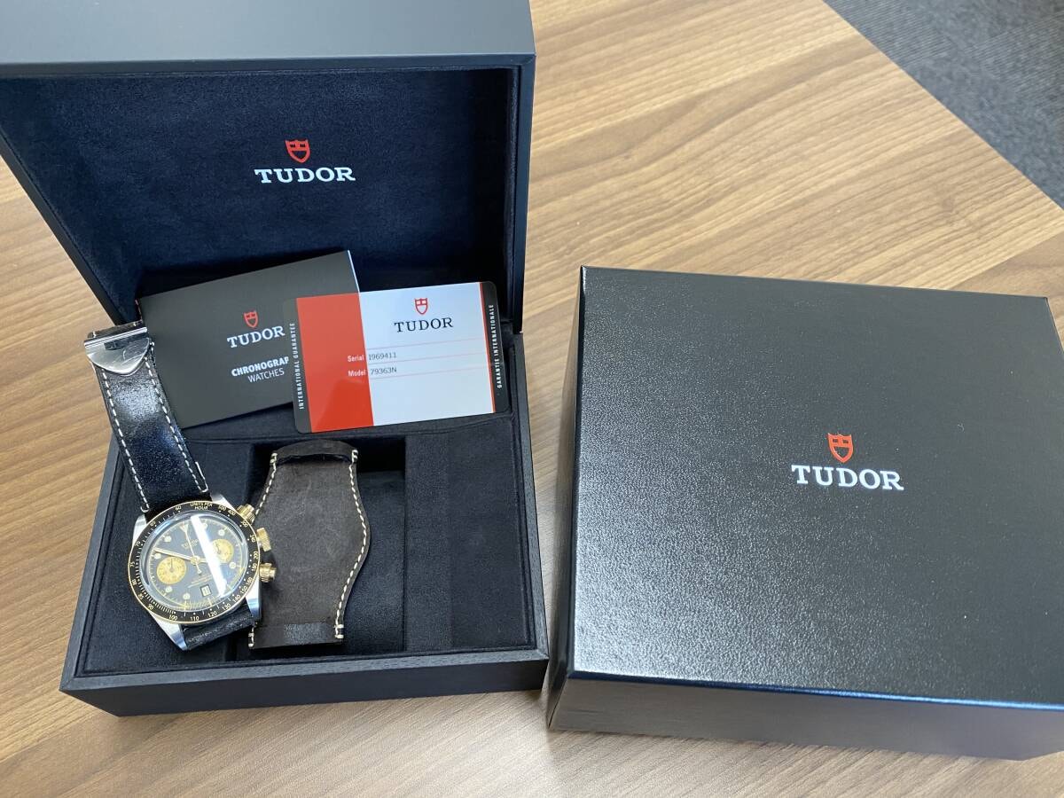 TUDOR BLACK BAY クロノグラフ