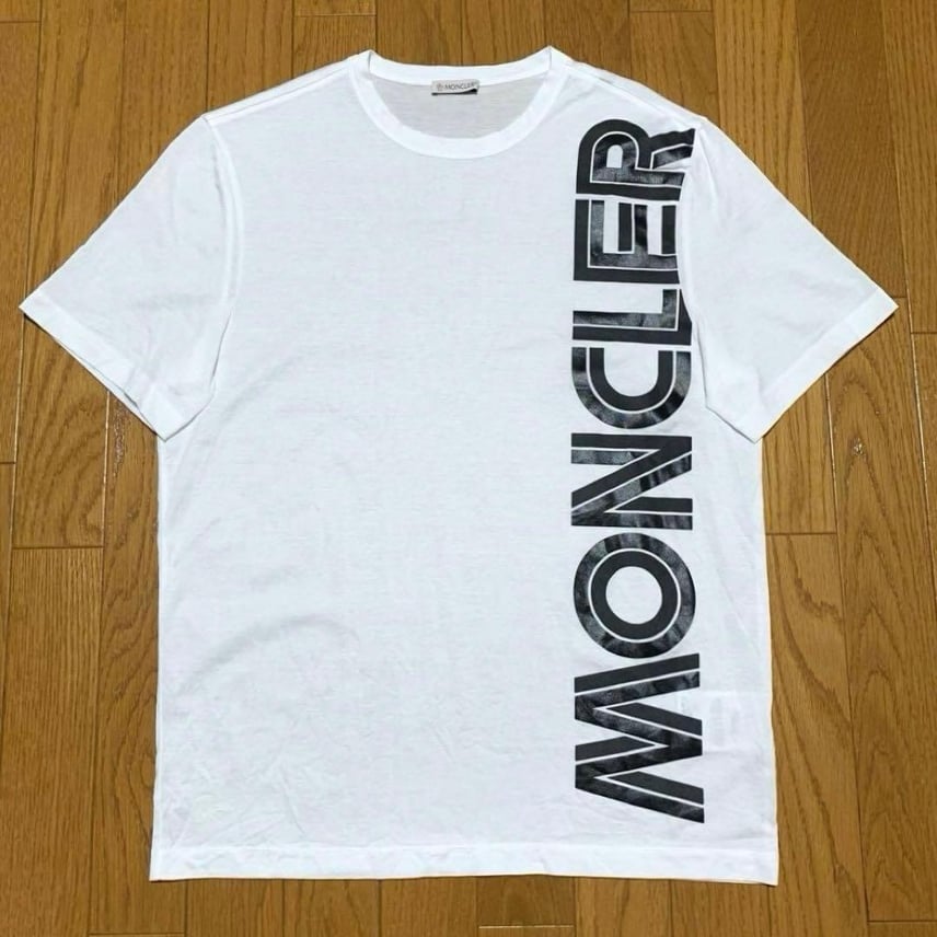 B (目立った傷や汚れなし)】極美品☆ モンクレール ロゴ Tシャツ B (目立った傷や汚れなし)】極美品☆ モンクレール ロゴ Tシャツ