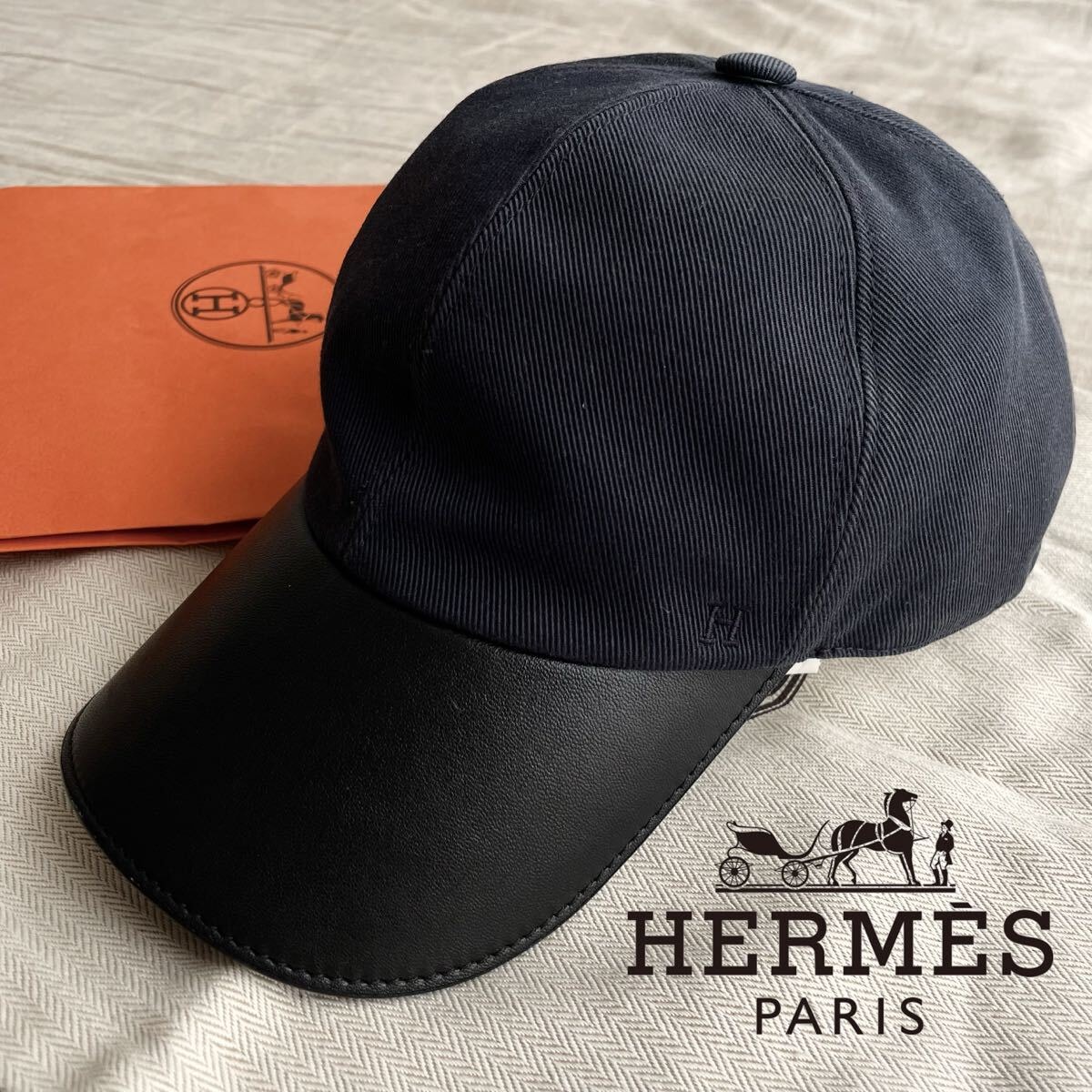 HERMES Riley レザー エルメス ライリー レザーキャップ 黒×ネイビー 59 H刺繍 セリエボタン ベースボールキャップ 帽子