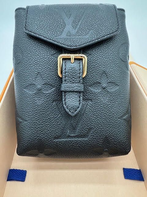 LOUIS VUITTON ルイヴィトン モノグラム アンプラント タイニー バックパック ブラック リュックサック　未使用