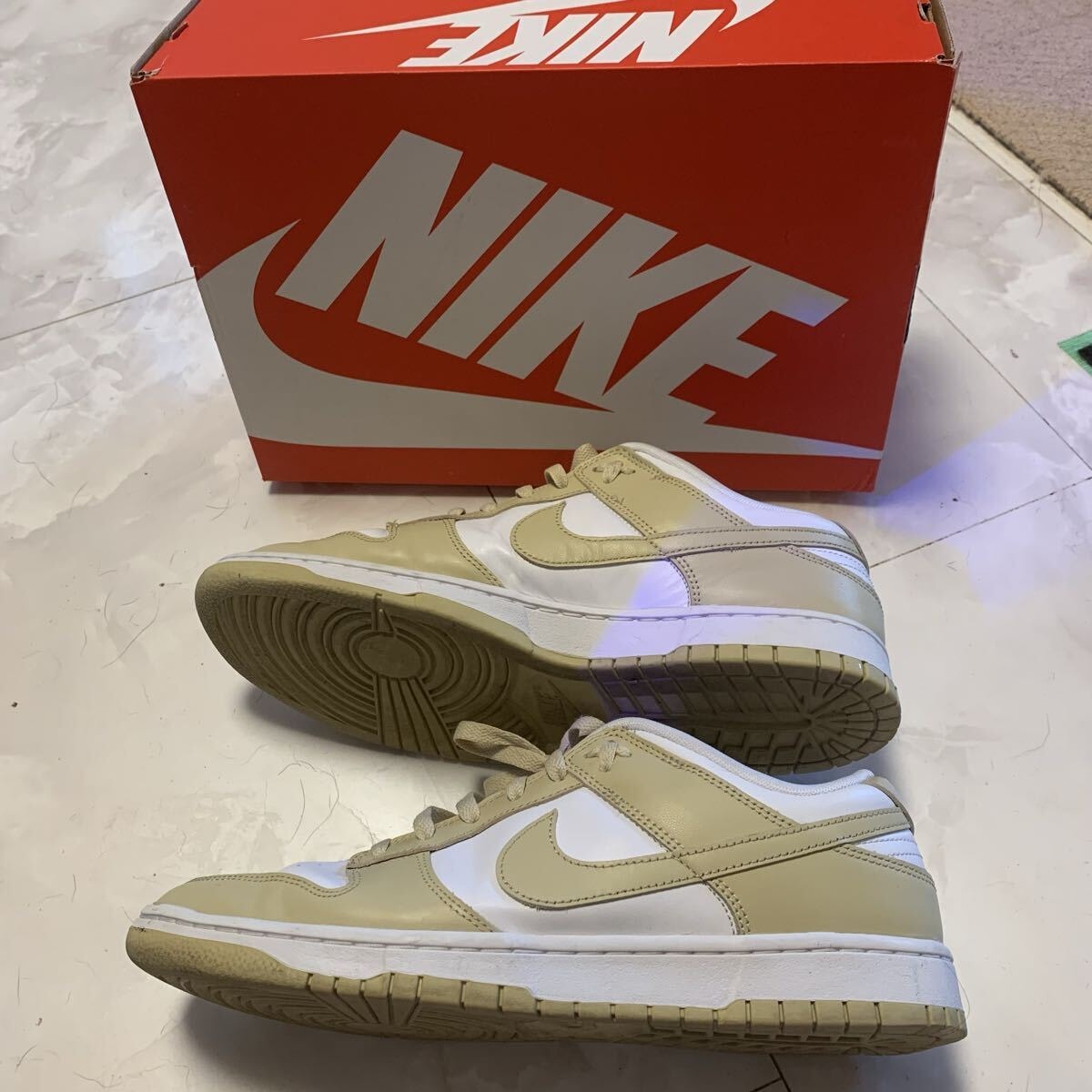 ナイキ ダンク ロー BTTYS "チーム ゴールド"