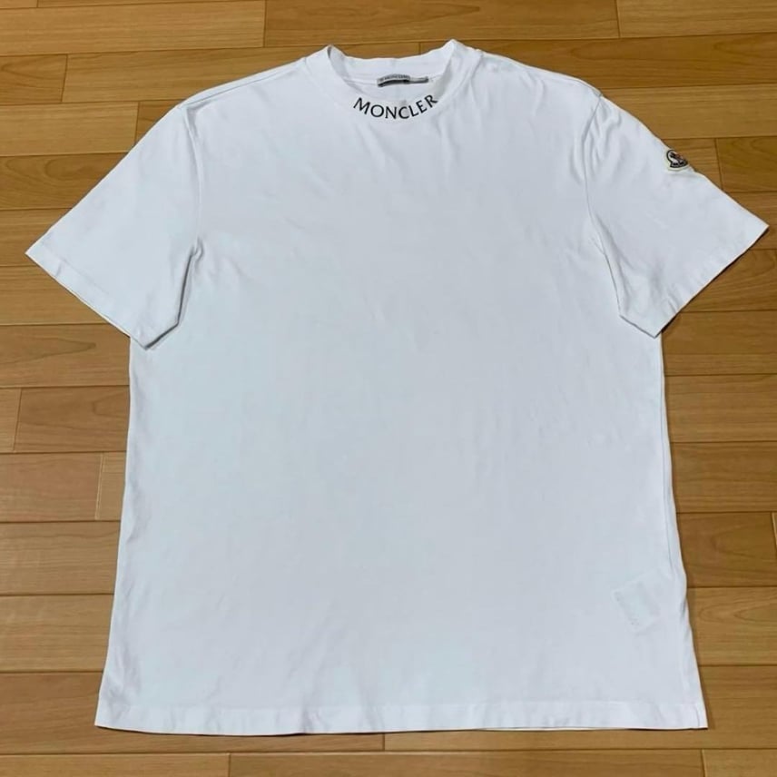 B (目立った傷や汚れなし)】美品☆ モンクレール 襟ロゴ XXL B (目立った傷や汚れなし)】美品☆ モンクレール 襟ロゴ XXL