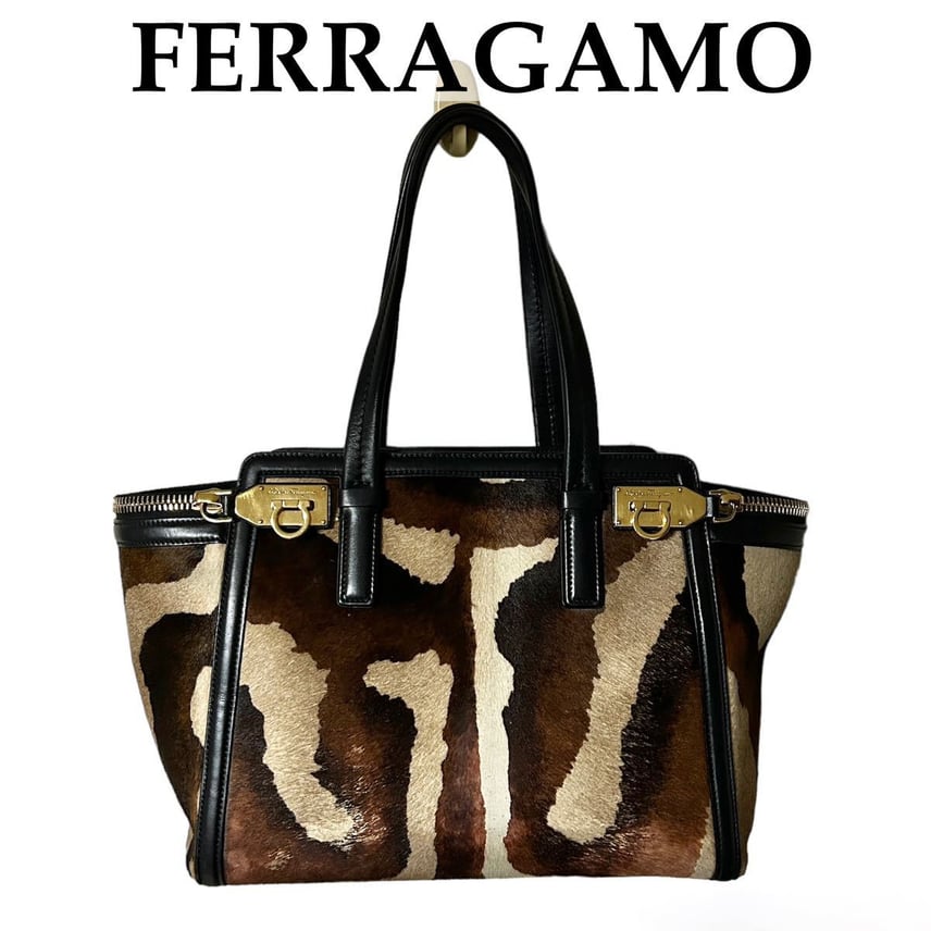 C (やや傷や汚れあり)】【大特価!!】FERRAGAMO フェラガモ C (やや傷や汚れあり)】【大特価!!】FERRAGAMO フェラガモ