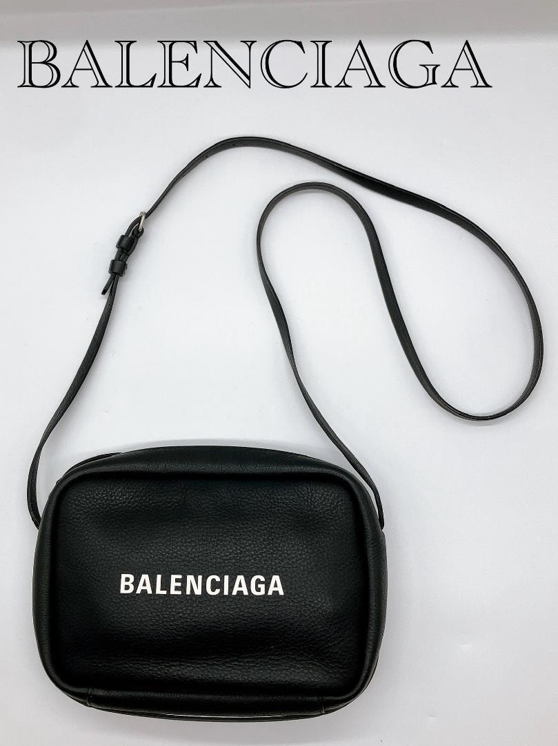 BALENCIAGA エブリデイ カメラバッグ ショルダーバッグ バッグ レザー