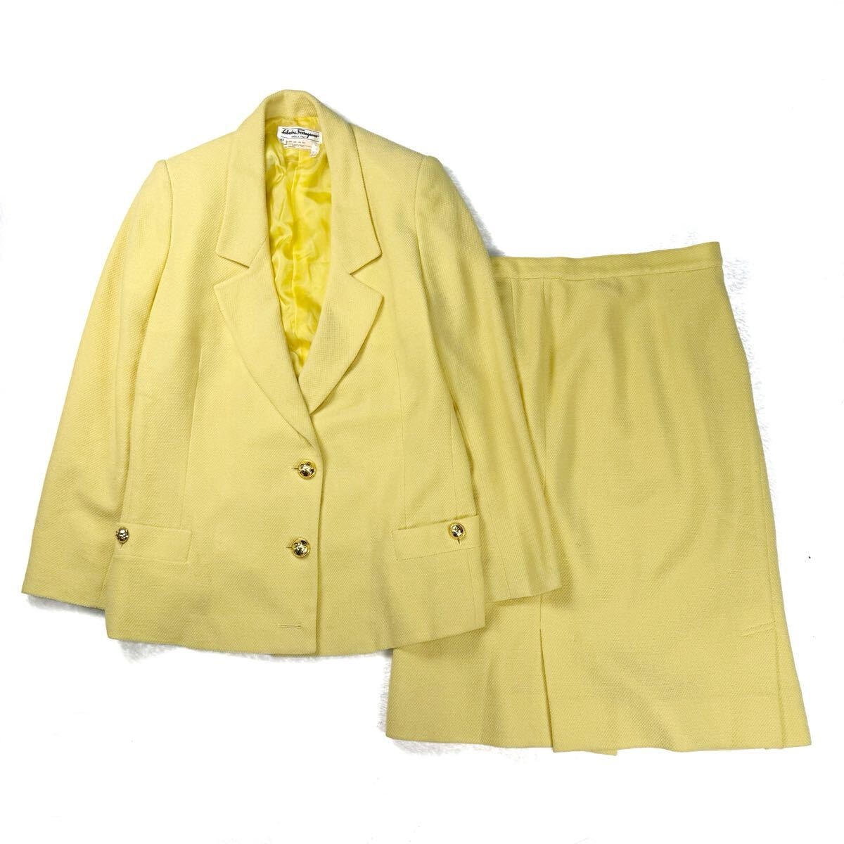 【希少】サルヴァトーレフェラガモ セットアップ ジャケット スカート 金ボタン ウール イエロー 黄色 42 XL 上下セット