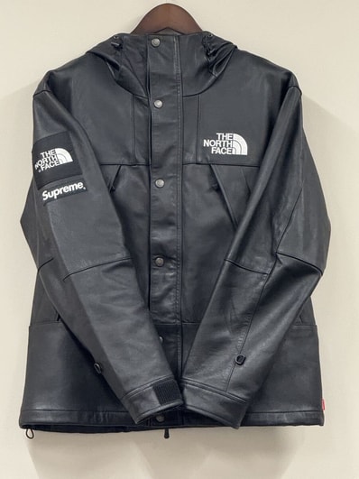 Supreme Contrast Piping Track Jacket Supreme Contrast Piping Track Jacket