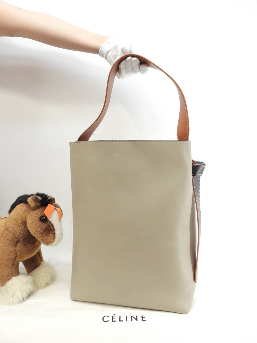 セリーヌ ツイステッドカバ レザー 灰白 セミショルダーバッグ ホーボーバッグ@U-CU-1116